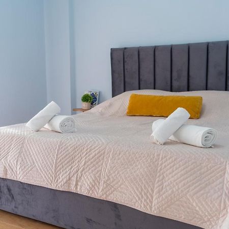Cane Apartment New Bazaar Τίρανα Εξωτερικό φωτογραφία
